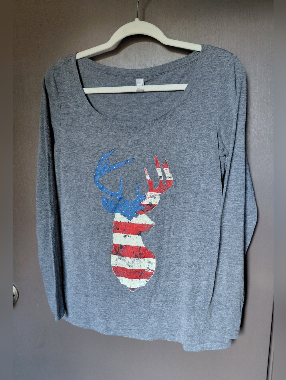 Gray Long Sleeve Tee with American Flag Deer Graphic